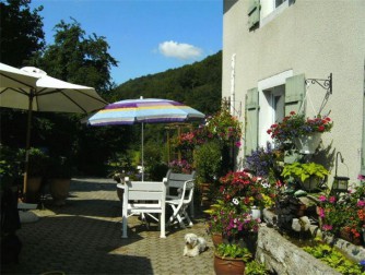 Au Jardin Fleuri, Chambre d'hôtes dans le Doubs