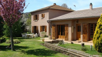 Les Aubépines, Chambre d'hôtes dans le Puy-de-Dôme