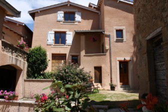 LE CLOS DU JUBIN, Chambre d'hôtes dans le Rhône